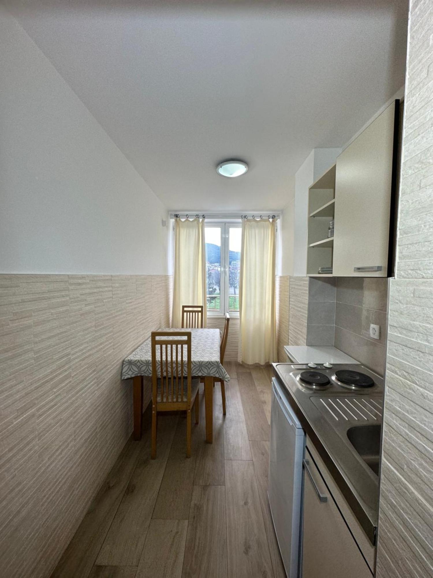 Apartmani Simona Budva Bagian luar foto