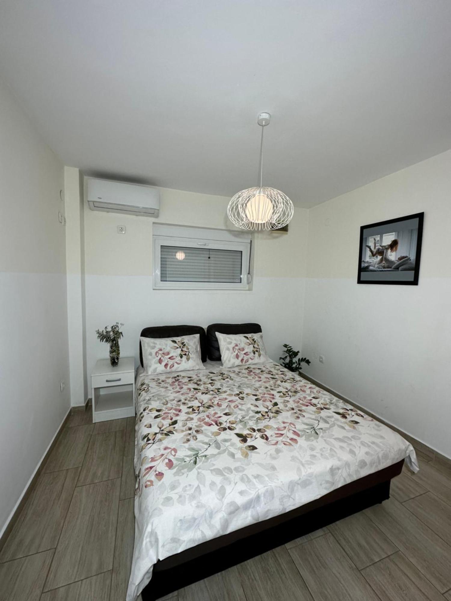 Apartmani Simona Budva Bagian luar foto
